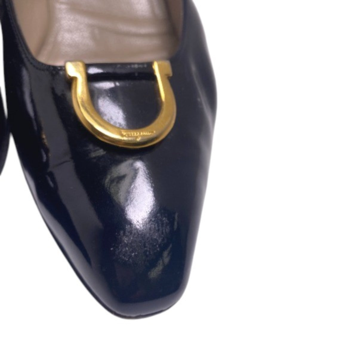 Salvatore Ferragamo Pumps
 Enamel 5 1/2 C Black [SS]
 【second hand】 