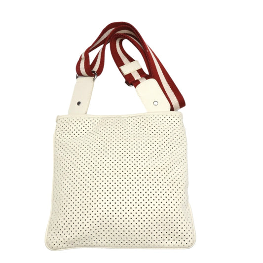 バリー BALLY ショルダーバッグ
 パンチングレザー 斜めかけ ショルダーベルト パンチングレザー ホワイト 【SS】
 【中古】