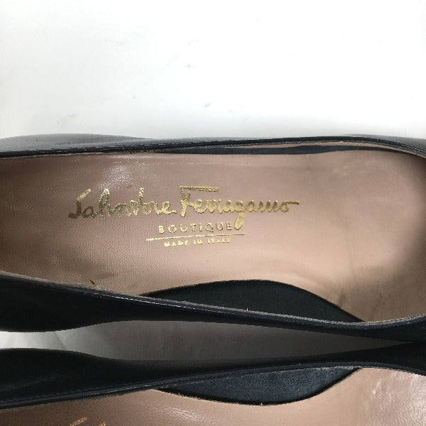 Salvatore Ferragamo Pumps
 Pumps 5 1/2 B Calf Navy [SS]
 【second hand】 