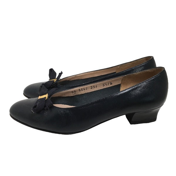 Salvatore Ferragamo Pumps
 Pumps 5 1/2 B Calf Navy [SS]
 【second hand】 