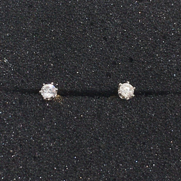 Earrings
 Diamond earrings Sylpheed K18 WG 0.1ct K18 white gold white gold [SS]
 【second hand】 