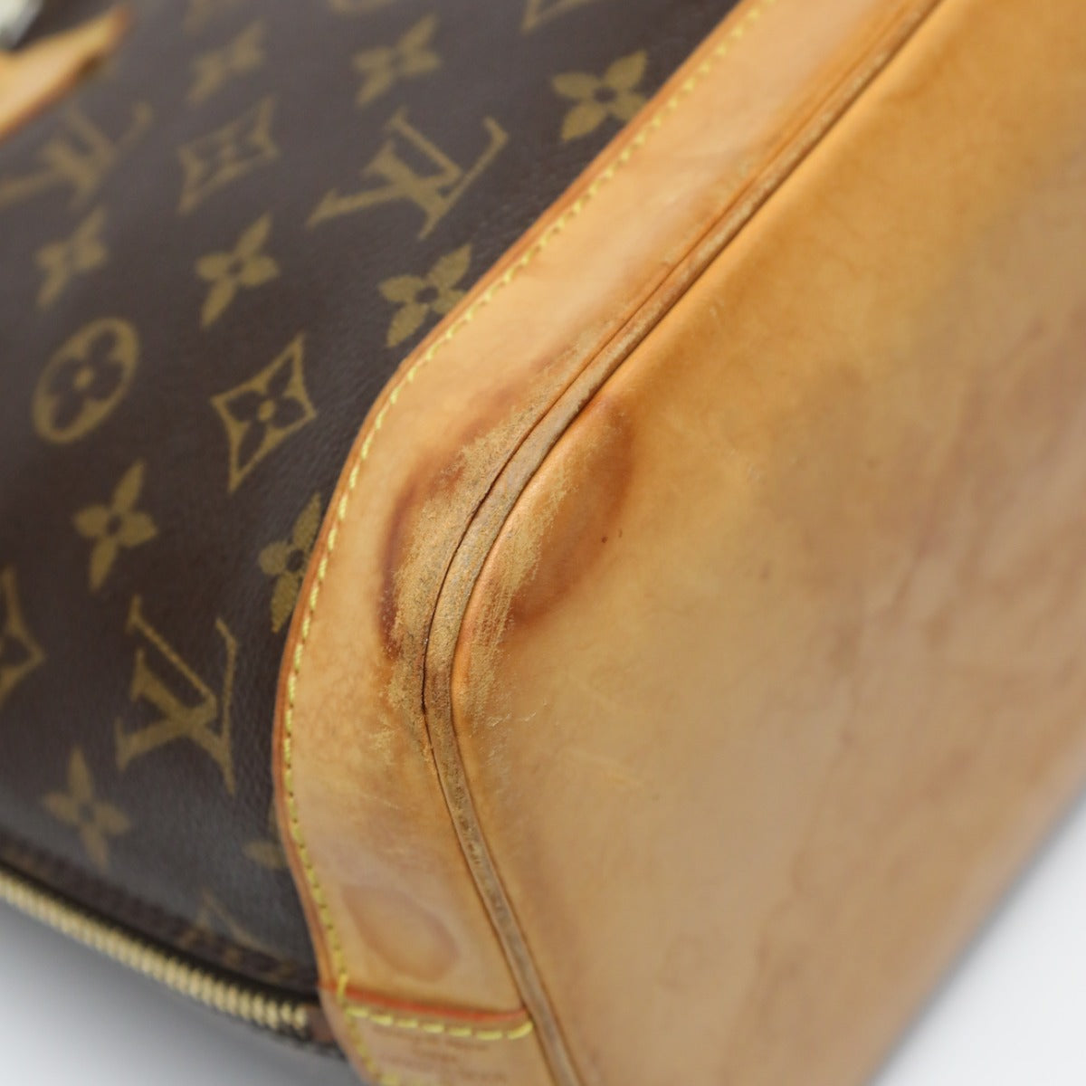 ルイヴィトン LOUIS VUITTON ハンドバッグ
 ハンドバッグ モノグラム 　廃盤品 アルマ モノグラムキャンバス M51130 ブラウン LV
 【SS】
 【中古】