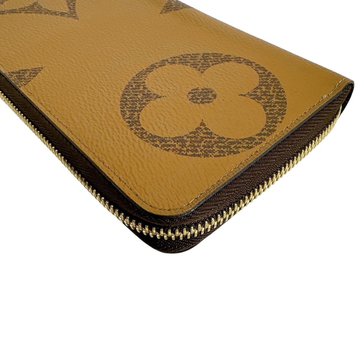 ルイヴィトン LOUIS VUITTON 長財布
 長財布 モノグラムジャイアント ジッピー・ウォレット モノグラムキャンバス M69353 ブラウン LV
 【SS】
 【中古】