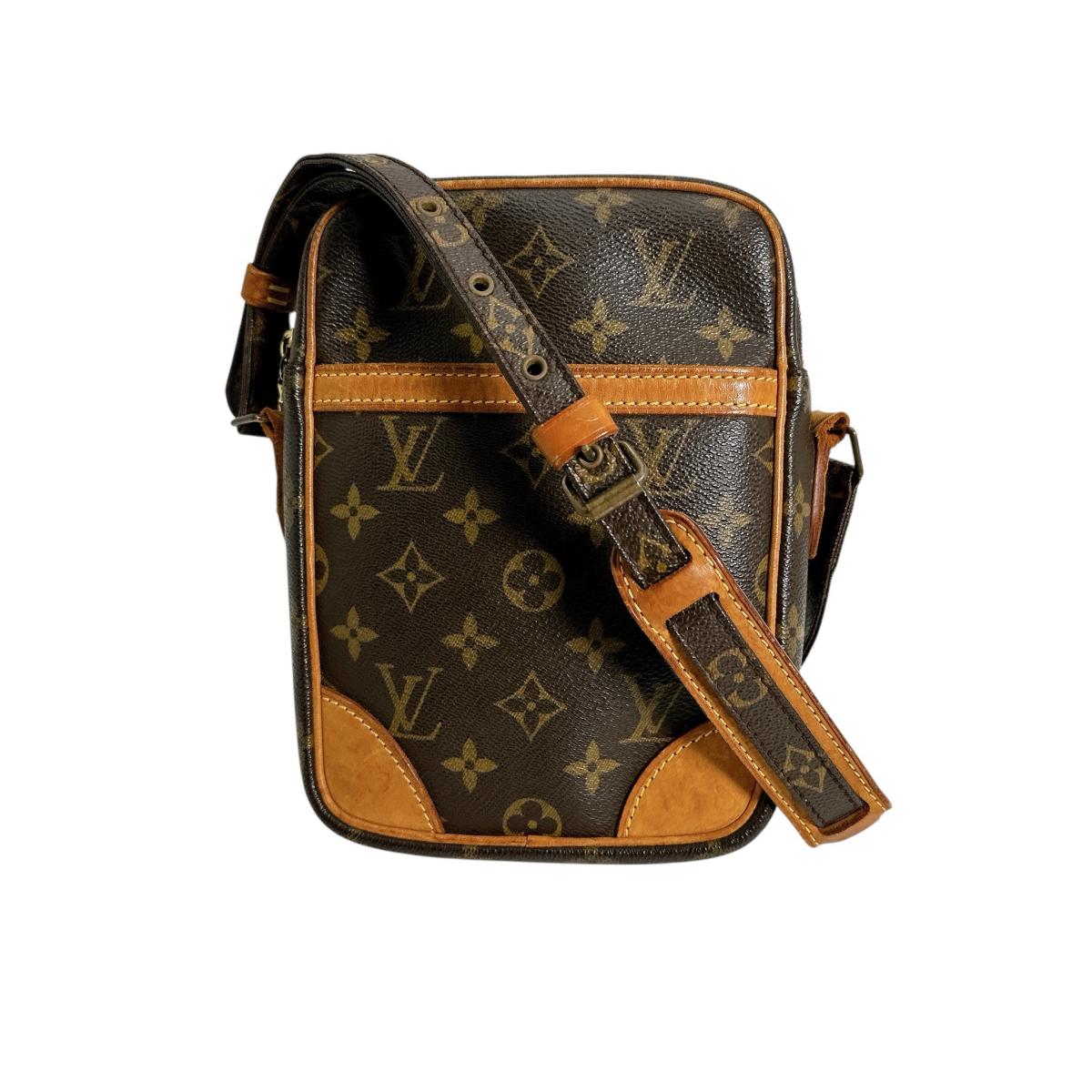 ルイヴィトン LOUIS VUITTON ショルダーバッグ
 ショルダーバッグ モノグラム ダヌーブ モノグラムキャンバス M45266 ブラウン LV
 【SS】
 【中古】