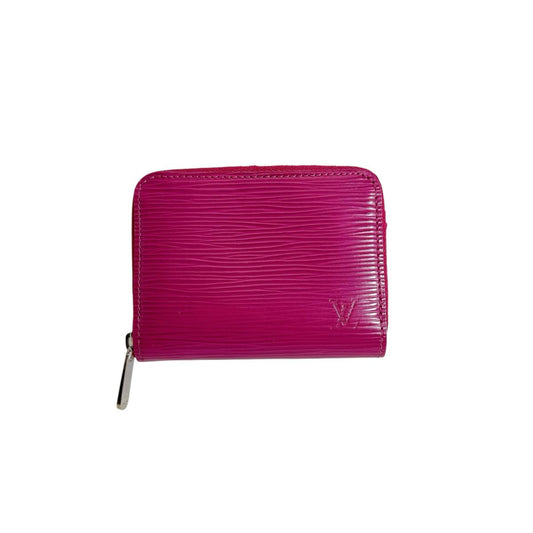 ルイヴィトン LOUIS VUITTON コインケース
 コインケース エピ ジッピーコインパース エピレザー M6015K パープル LV
 【SS】
 【中古】