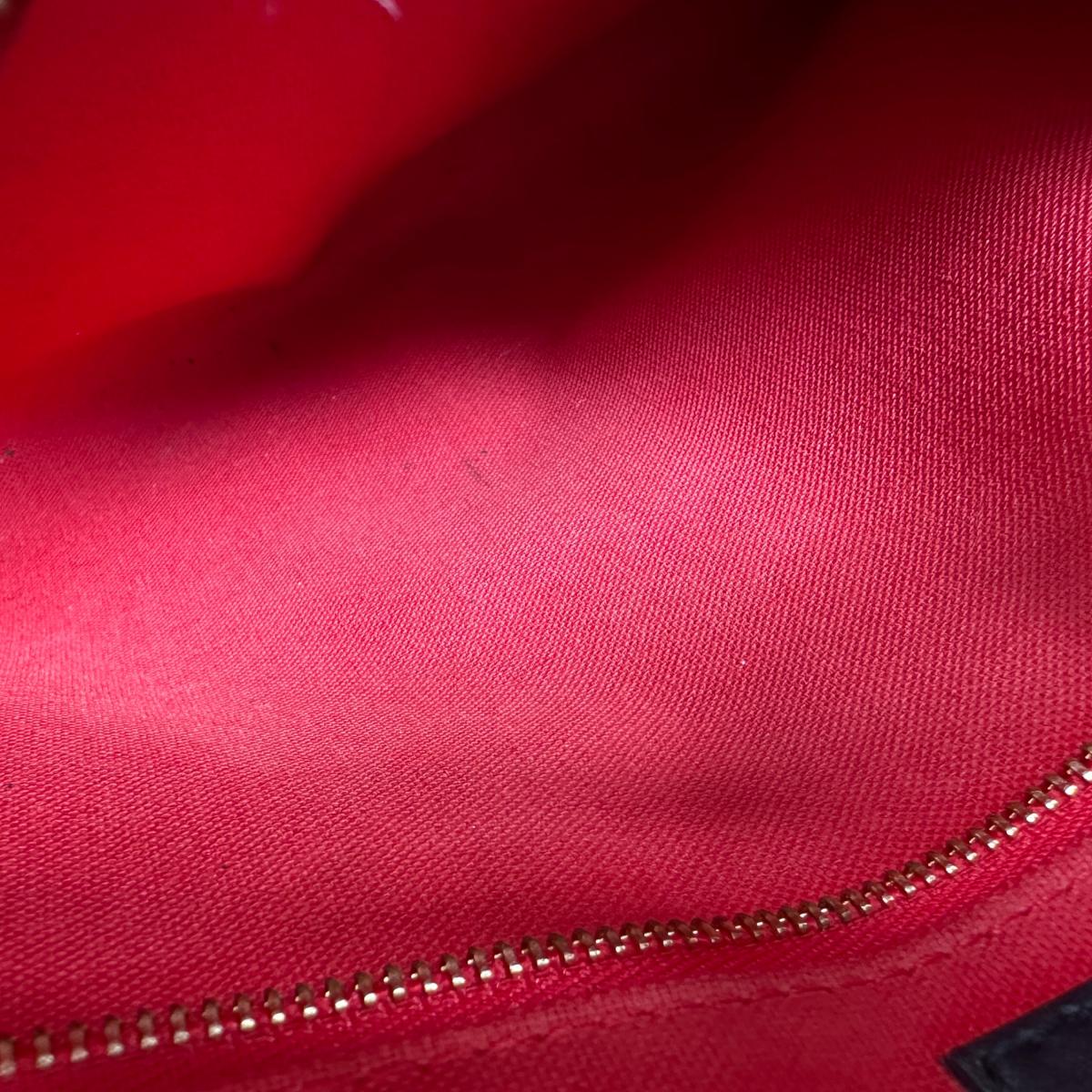 ルイヴィトン LOUIS VUITTON トートバッグ
 ハンドバッグ モノグラム・ジャイアントリバース オンザゴーMM モノグラムキャンバス M45321 ブラウン LV
 【SS】
 【中古】