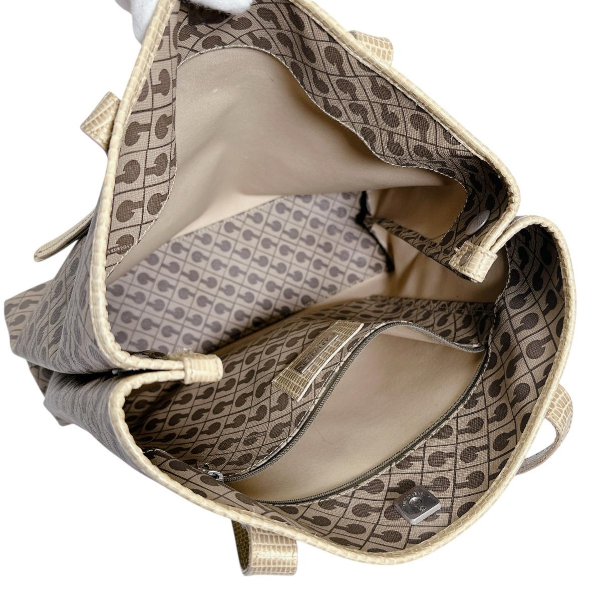 ゲラルディーニ GHERARDINI ハンドバッグ
 ハンドバッグ ソフティ PVC ベージュ 【SS】
 【中古】