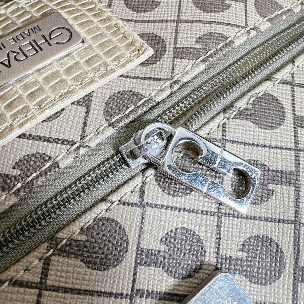 ゲラルディーニ GHERARDINI ハンドバッグ
 ハンドバッグ ソフティ PVC ベージュ 【SS】
 【中古】