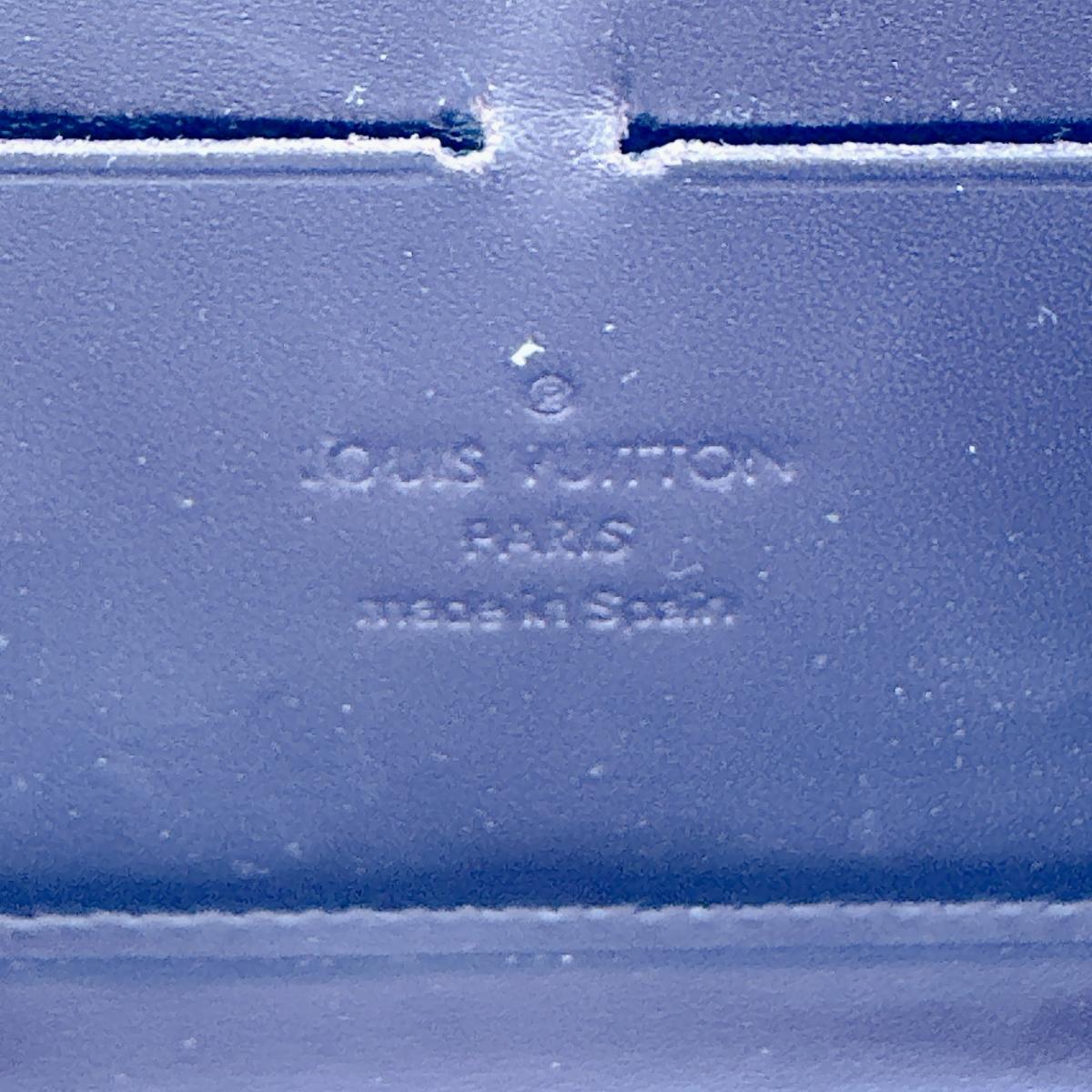 ルイヴィトン LOUIS VUITTON 長財布
 ラウンドファスナー モノグラム ジッピーウォレット モノグラムヴェルニ M93575 マゼンタ LV
 【SS】
 【中古】