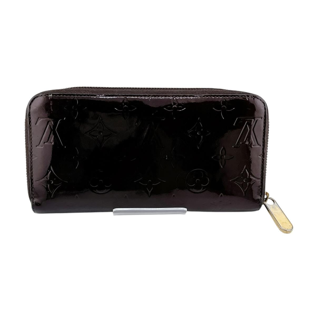 ルイヴィトン LOUIS VUITTON 長財布
 ラウンドファスナー モノグラム ジッピーウォレット モノグラムヴェルニ M93575 マゼンタ LV
 【SS】
 【中古】