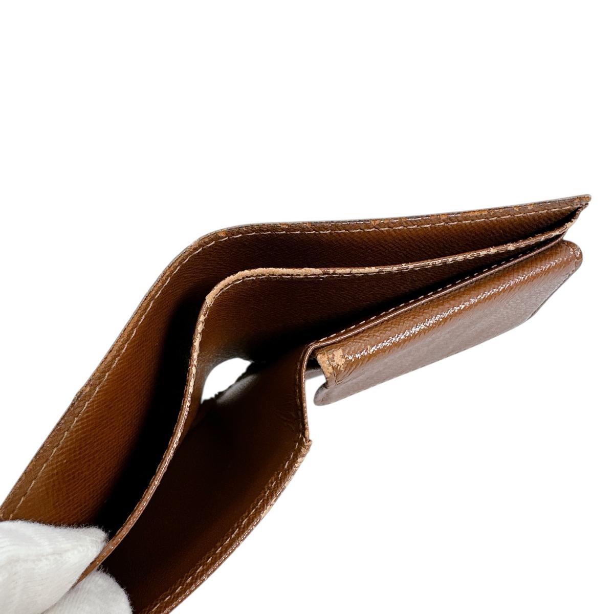 ルイヴィトン LOUIS VUITTON 二つ折り財布
 二つ折り財布 モノグラム カルトクレディ モネ モノグラムキャンバス M61665 ブラウン LV
 【SS】
 【中古】