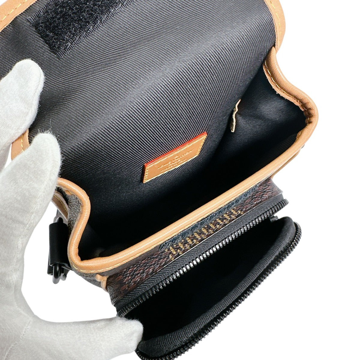 ルイヴィトン LOUIS VUITTON メッセンジャーバッグ
 アマゾンメッセンジャー モノグラム ダミエジャイアント ダミエジェアンキャンバス N40357 ブラウン LV
 【SS】
 【中古】