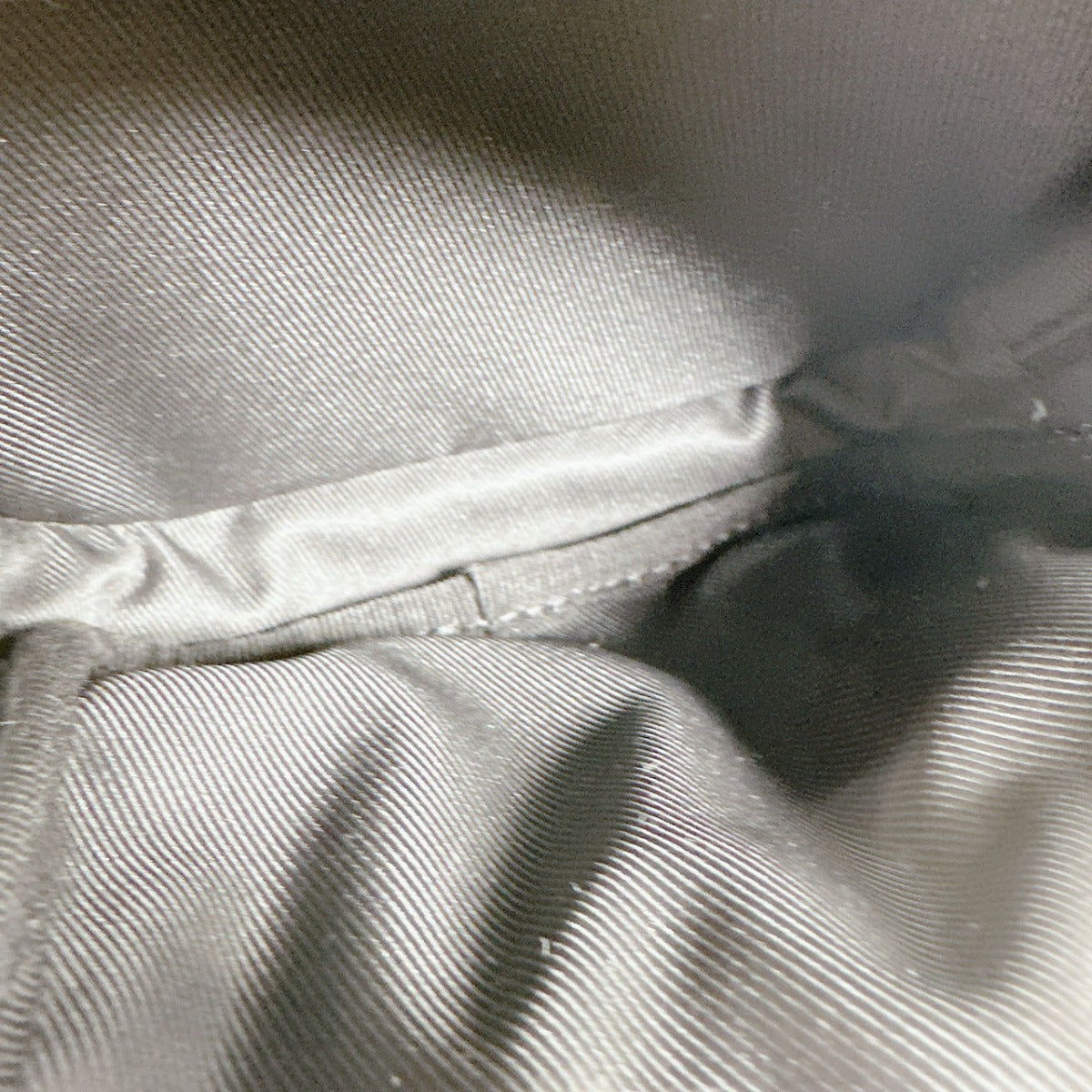 ルイヴィトン LOUIS VUITTON メッセンジャーバッグ
 アマゾンメッセンジャー モノグラム ダミエジャイアント ダミエジェアンキャンバス N40357 ブラウン LV
 【SS】
 【中古】