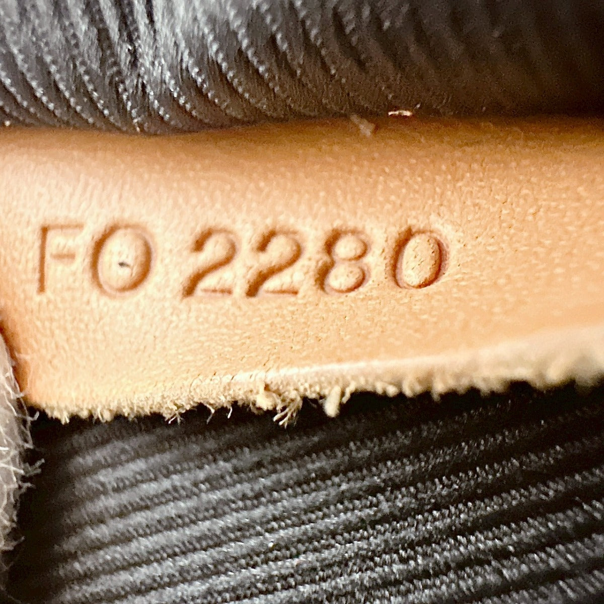 ルイヴィトン LOUIS VUITTON メッセンジャーバッグ
 アマゾンメッセンジャー モノグラム ダミエジャイアント ダミエジェアンキャンバス N40357 ブラウン LV
 【SS】
 【中古】