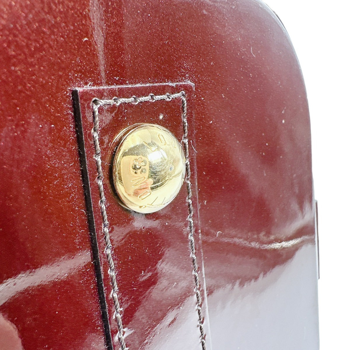 ルイヴィトン LOUIS VUITTON ハンドバッグ
 ハンドバッグ ヴェルニ アルマPM モノグラムヴェルニ M91611 ワインレッド LV
 【SS】
 【中古】