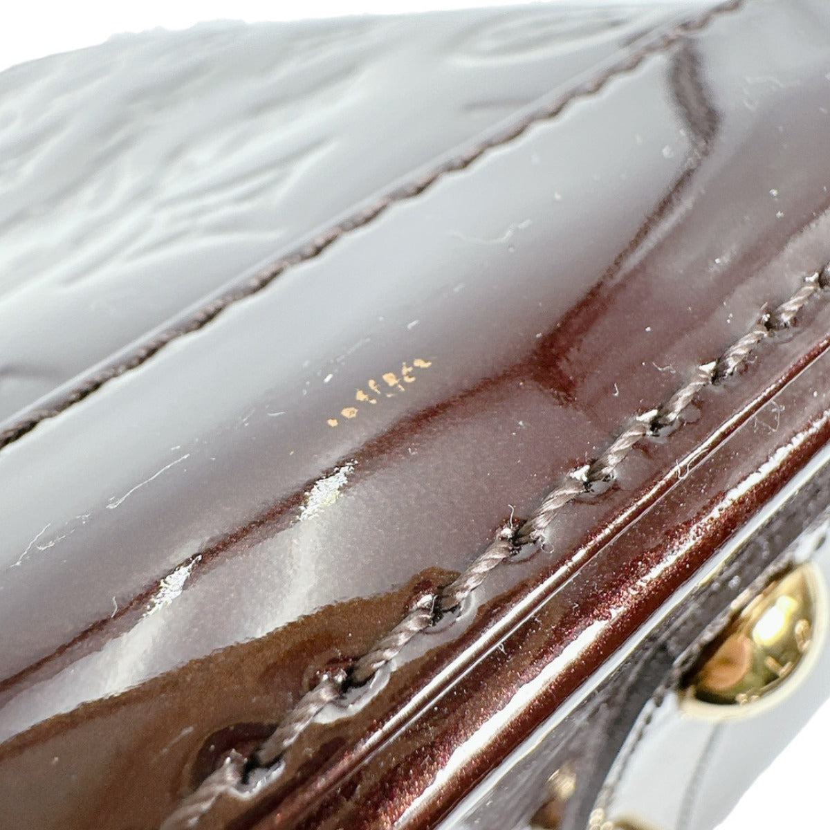 ルイヴィトン LOUIS VUITTON ハンドバッグ
 ハンドバッグ ヴェルニ アルマPM モノグラムヴェルニ M91611 ワインレッド LV
 【SS】
 【中古】