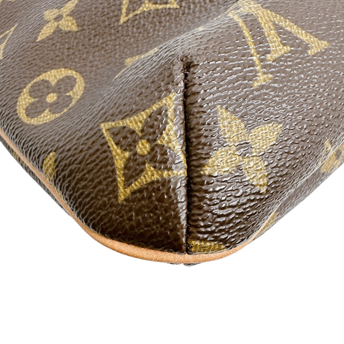 ルイヴィトン LOUIS VUITTON ショルダーバッグ
 ショルダーバッグ モノグラム ミュゼット･タンゴ･ショート モノグラムキャンバス M51257 ブラウン LV
 【SS】
 【中古】