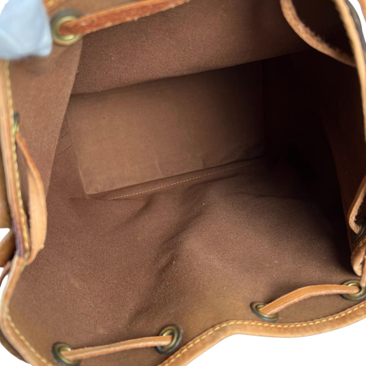 ルイヴィトン LOUIS VUITTON ショルダーバッグ
 巾着型ショルダーバック モノグラム ノエ モノグラムキャンバス M42224 ブラウン LV
 【SS】
 【中古】