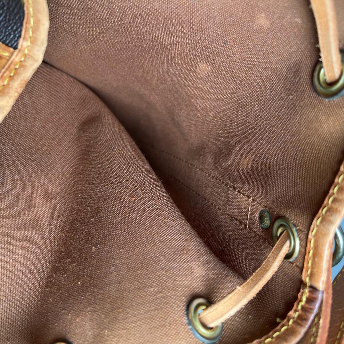 ルイヴィトン LOUIS VUITTON ショルダーバッグ
 巾着型ショルダーバック モノグラム ノエ モノグラムキャンバス M42224 ブラウン LV
 【SS】
 【中古】