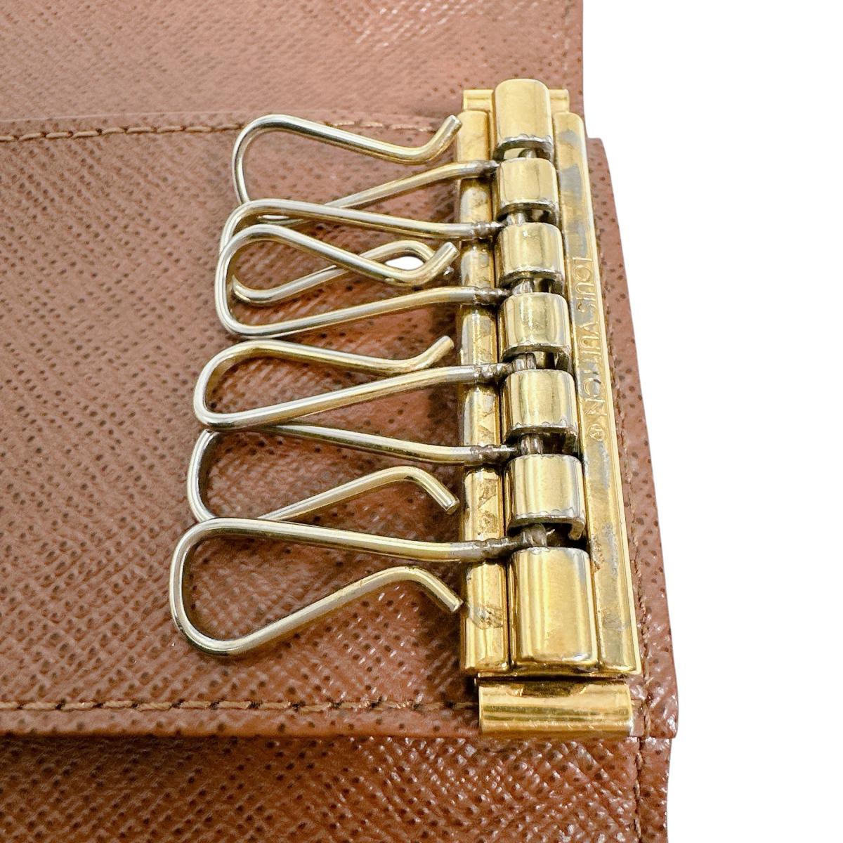 ルイヴィトン LOUIS VUITTON キーケース
 6本用キーケース モノグラム ミュルティクレ6 モノグラムキャンバス M62630 ブラウン LV
 【SS】
 【中古】