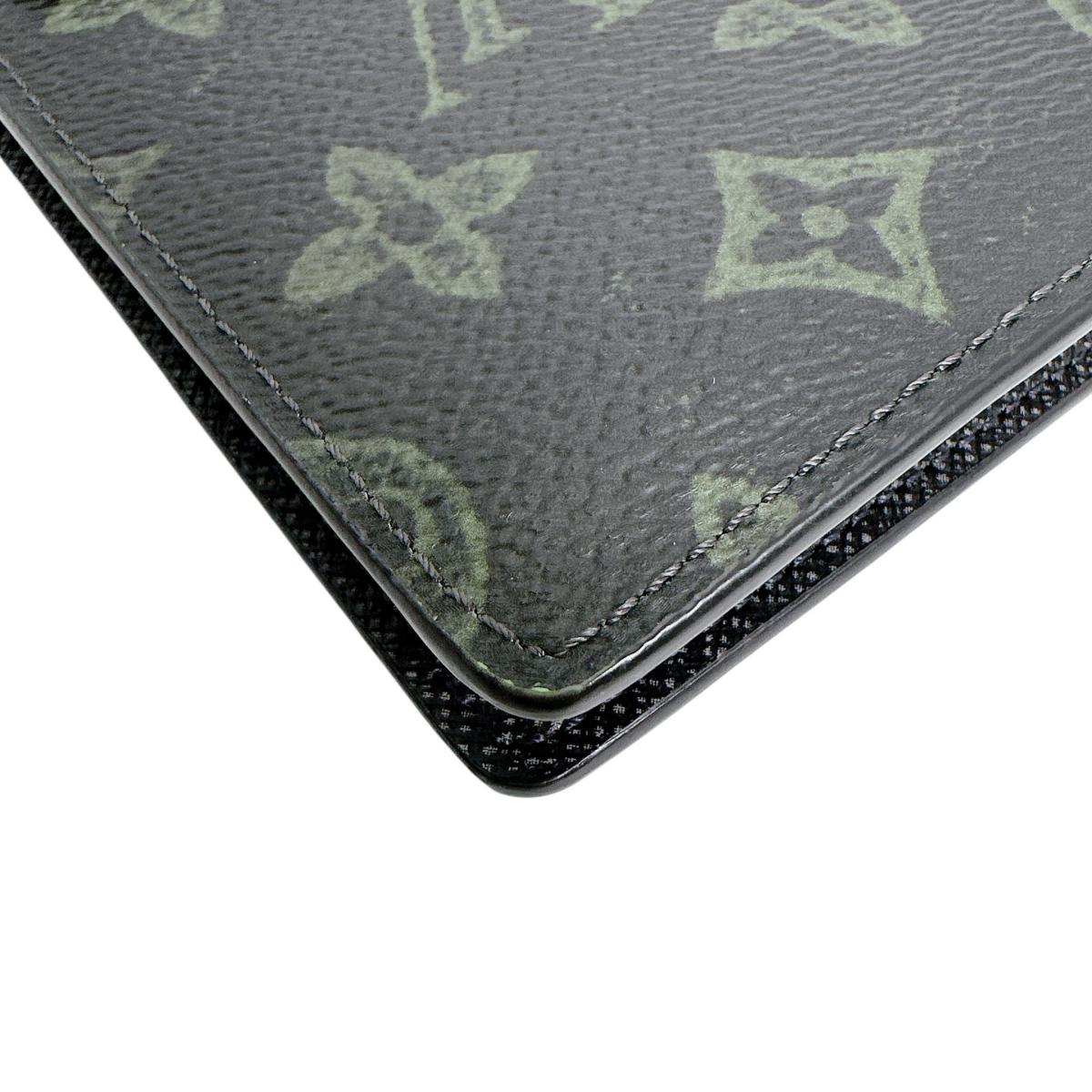 ルイヴィトン LOUIS VUITTON 長財布
 二つ折り長財布 モノグラム ポルトフォイユ・ブラザNM モノグラムキャンバス M81807 ダークグリーン LV
 【SS】
 【中古】