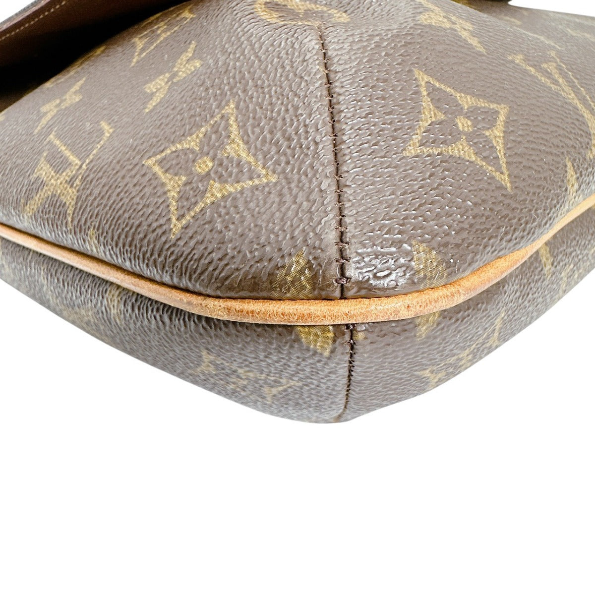 ルイヴィトン LOUIS VUITTON ショルダーバッグ
 斜め掛けショルダー モノグラム ミュゼット モノグラムキャンバス M51256 ブラウン LV
 【SS】
 【中古】