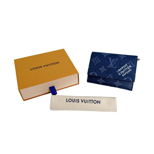 ルイヴィトン LOUIS VUITTON 三つ折り財布
 財布 モノグラム ヴィクターウォレット モノグラムキャンバス M26857 ブルー LV
 【中古】
