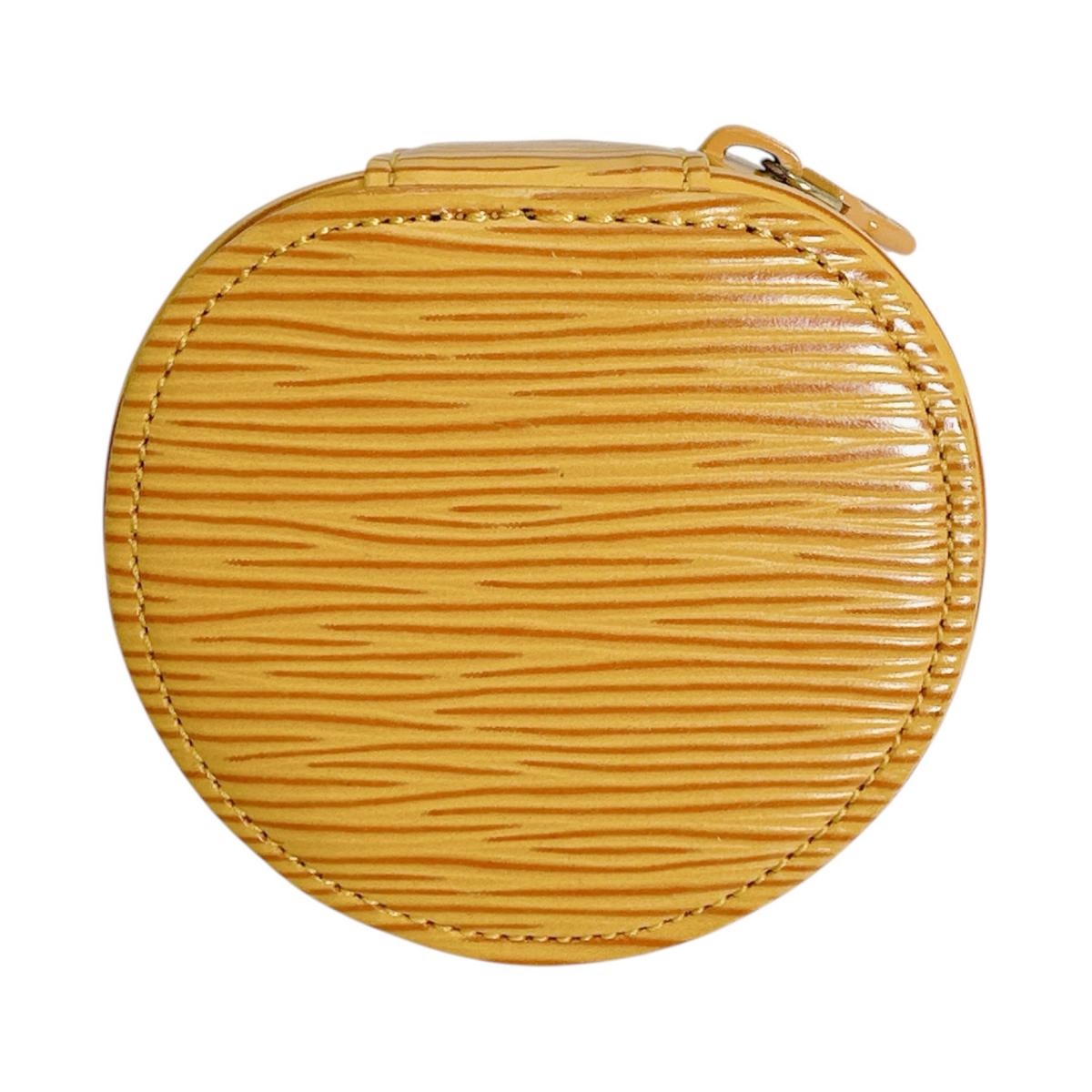 ルイヴィトン LOUIS VUITTON ポーチ
 宝石ケース エピ エクランビジュー8 エピレザー M48229 タッシリイエロー LV
 【SS】
 【中古】
