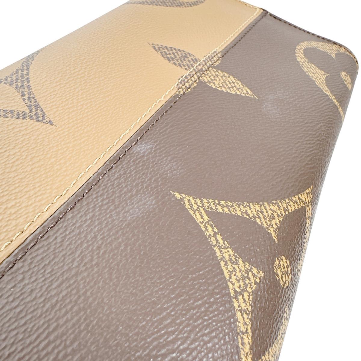 ルイヴィトン LOUIS VUITTON トートバッグ
 ハンドバッグ モノグラム・ジャイアントリバース オンザゴーMM モノグラムキャンバス M45321 ブラウン LV
 【SS】
 【中古】