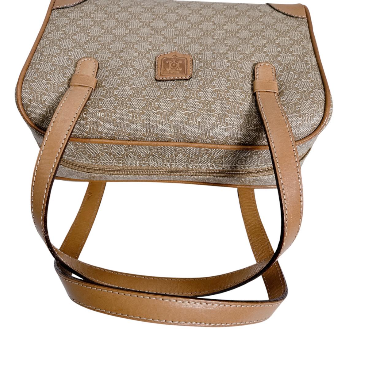 セリーヌ CELINE ハンドバッグ
 ミニバッグ トリオンフ マカダム PVC ブラウン 【SS】
 【中古】