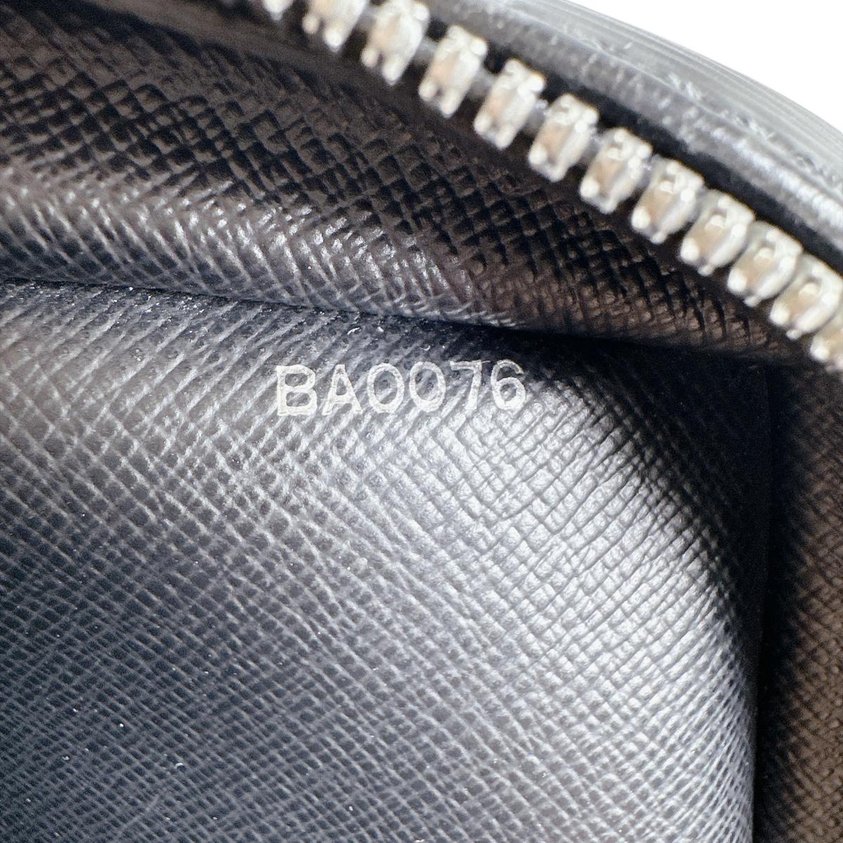 ルイヴィトン LOUIS VUITTON ビジネスバッグ
 ビジネスバッグ エピ ポルトドキュマン・ヴォワヤージュ エピレザー M54472 ブラック LV
 【SS】
 【中古】