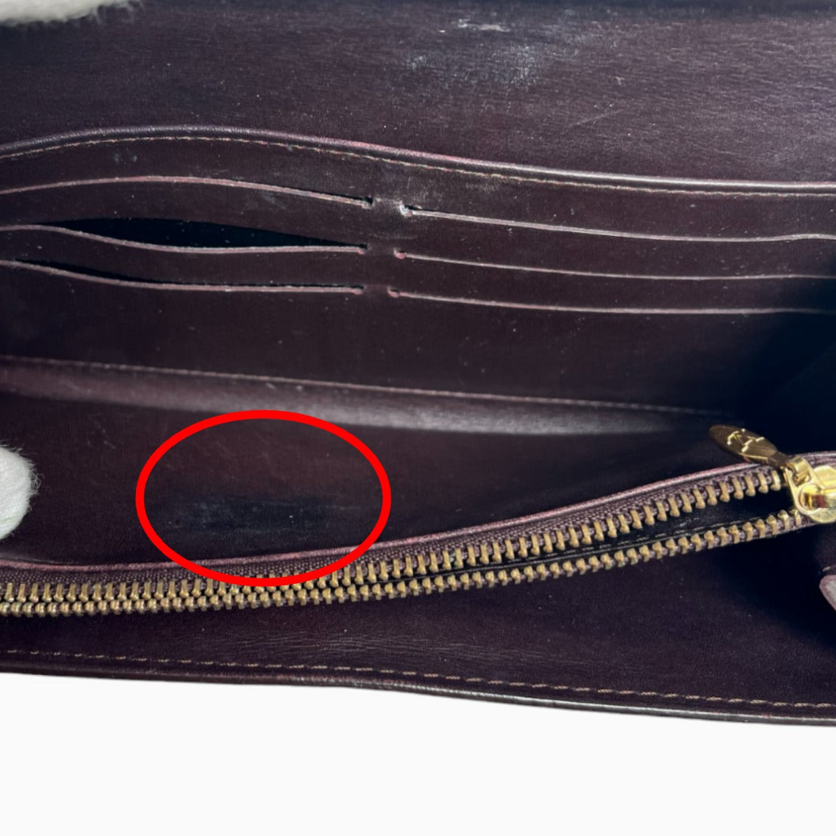 ルイヴィトン LOUIS VUITTON 長財布
 ポルトフォイユサラ ヴェルニ 2つ折ファスナー付 モノグラムヴェルニ M93524 アマラント LV
 【SS】
 【中古】