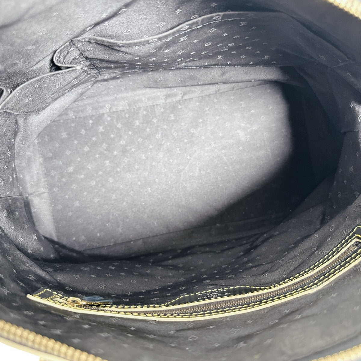 ルイヴィトン LOUIS VUITTON ハンドバッグ
 ロックイットPM スハリ トートバッグ カーフ M91887 ノアール LV
 【SS】
 【中古】