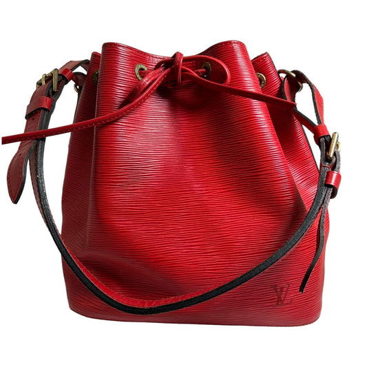 ルイヴィトン LOUIS VUITTON ショルダーバッグ
 プチノエ エピ 巾着型 エピレザー M44107 カステリアンレッド LV
 【SS】
 【中古】
