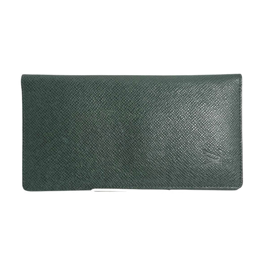 ルイヴィトン LOUIS VUITTON 長財布
 長財布 タイガ ポルト・バルールカルトクレディ タイガ M3039P グリーン LV
 【SS】
 【中古】