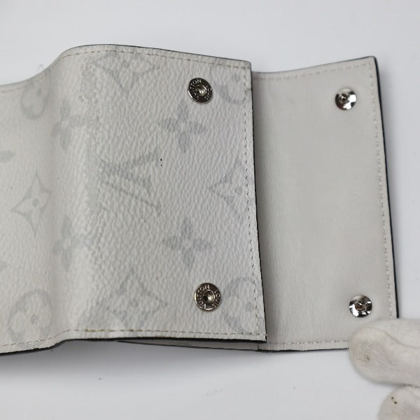 ルイヴィトン LOUIS VUITTON 三つ折り財布
 ディスカバリー コンパクト ウォレット タイガ 小銭入れ付き M67621 ブロン LV
 【SS】
 【中古】