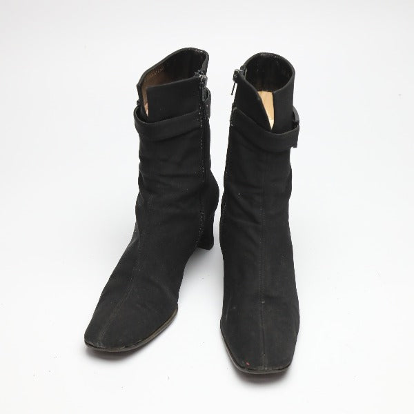 Salvatore Ferragamo Boots
 Short boots 7C Black [SS]
 【second hand】 