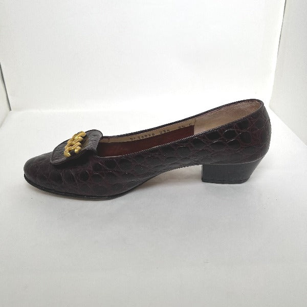 Salvatore Ferragamo Pumps
 Crocodile embossed 5 1/2 C wine red [SS]
 【second hand】 