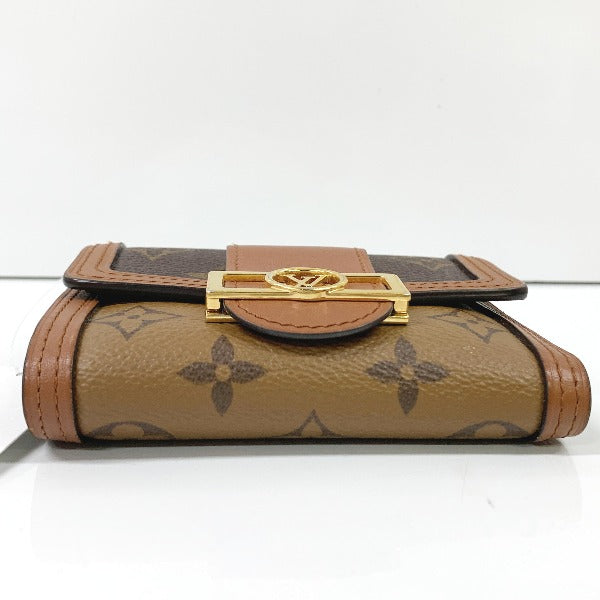 ルイヴィトン LOUIS VUITTON コインケース
 ポルトフォイユ・ドーフィーヌ  モノグラム コンパクト M68725 ブラウン LV
 【SS】
 【中古】