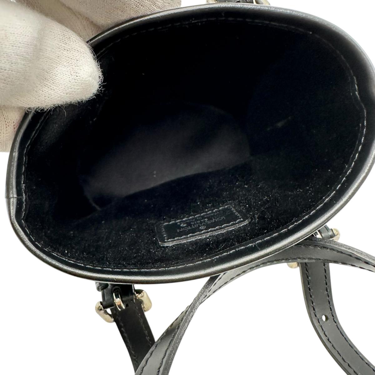 ルイヴィトン LOUIS VUITTON ハンドバッグ
 リトル・バケット モノグラム・サテン ノワール モノグラムサテン M92144 ノワール LV
 【SS】
 【中古】