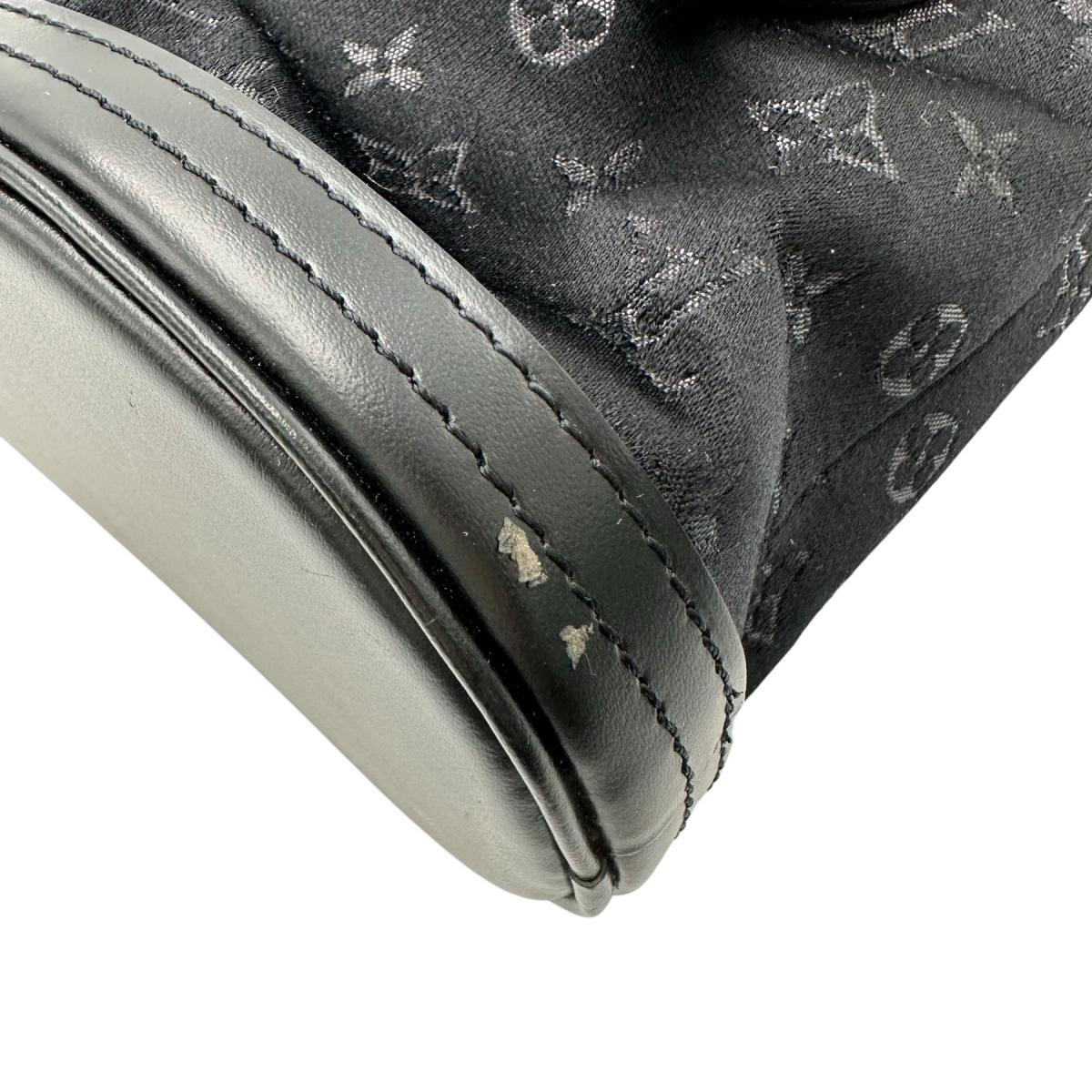ルイヴィトン LOUIS VUITTON ハンドバッグ
 リトル・バケット モノグラム・サテン ノワール モノグラムサテン M92144 ノワール LV
 【SS】
 【中古】