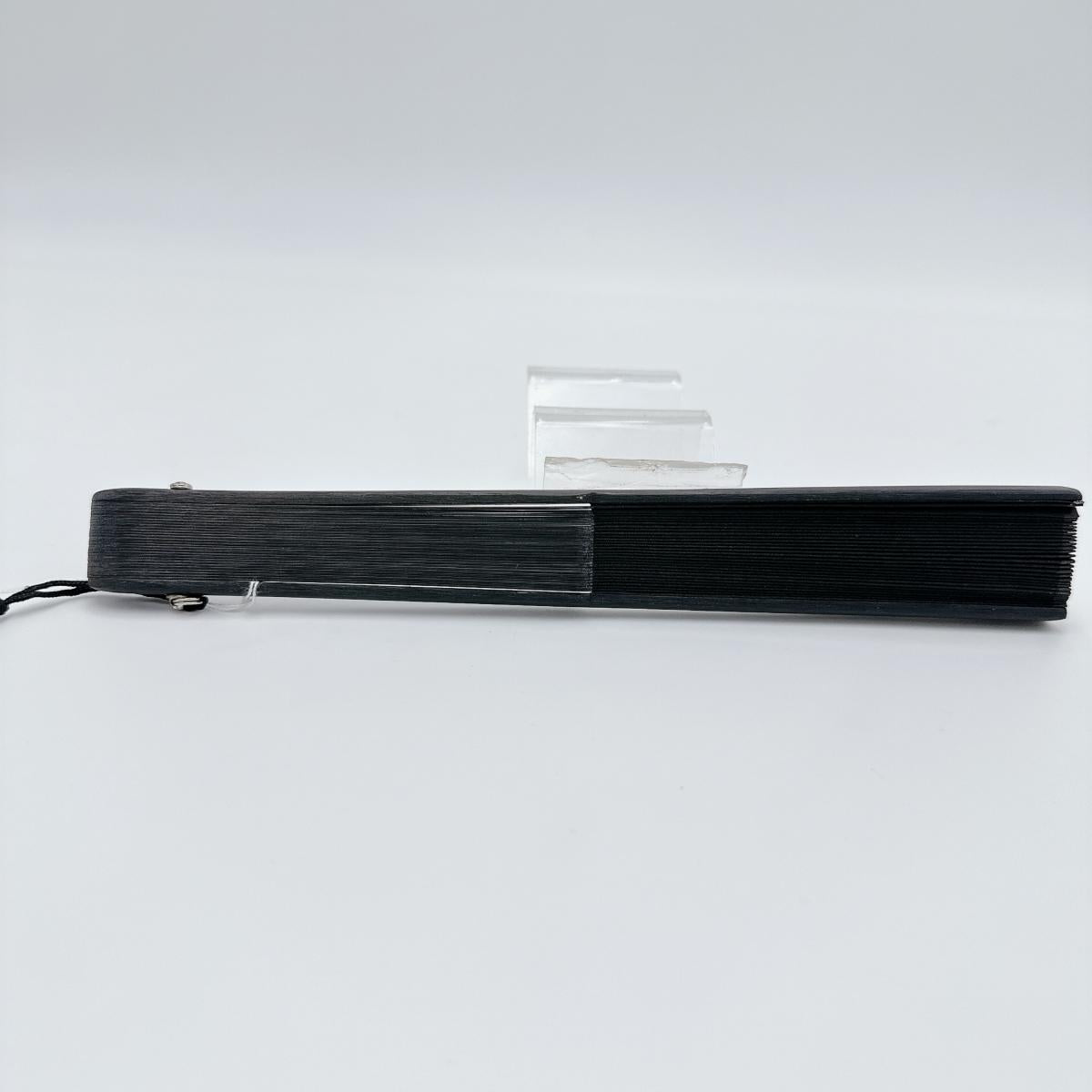 その他小物
 扇子 絹 シルク ブラック 【SS】
 【中古】
