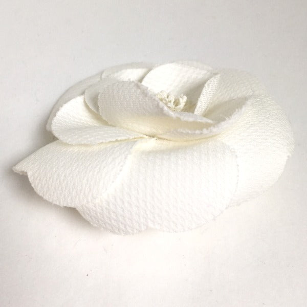 CHANEL Brooch
 Corsage Camellia Flower Other White [SS]
 【second hand】 