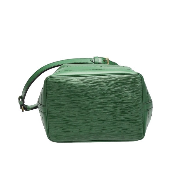 LOUIS VUITTON Shoulder Bag
 Drawstring shoulder bag Epi Noe Borneo Green M44004 Green LV
 [SS]
 【second hand】 