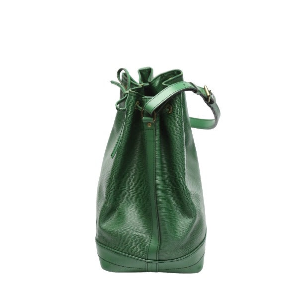 LOUIS VUITTON Shoulder Bag
 Drawstring shoulder bag Epi Noe Borneo Green M44004 Green LV
 [SS]
 【second hand】 