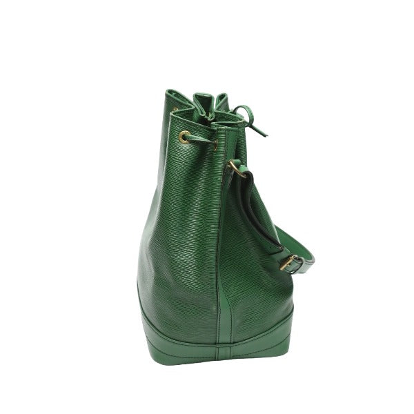 LOUIS VUITTON Shoulder Bag
 Drawstring shoulder bag Epi Noe Borneo Green M44004 Green LV
 [SS]
 【second hand】 