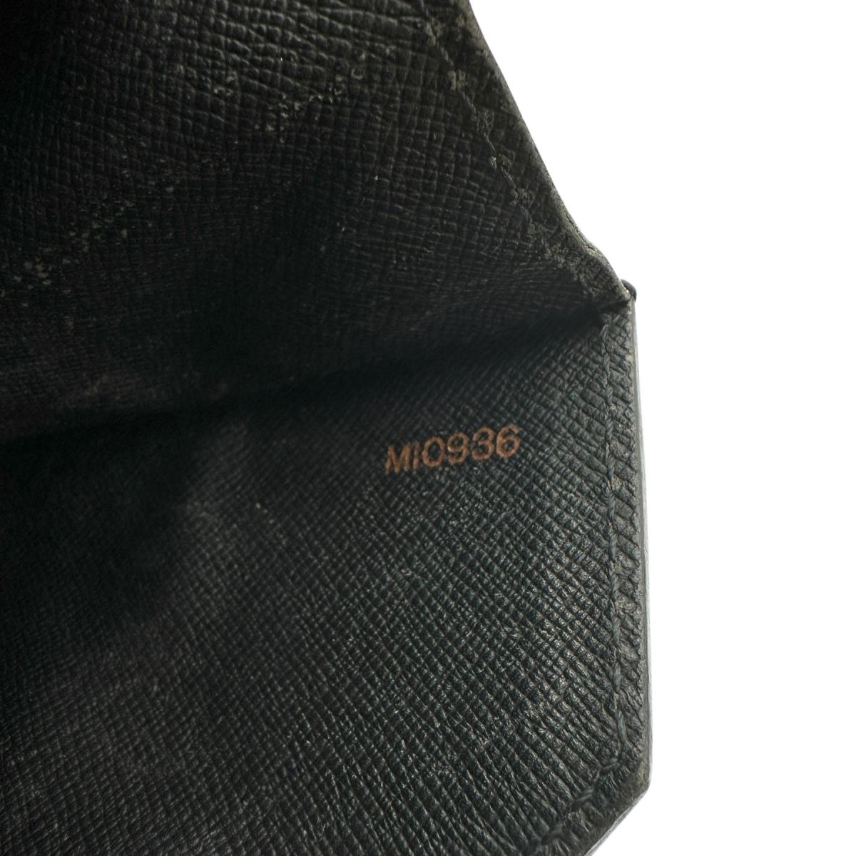 LOUIS VUITTON Business Bags
 
Business Bag Epi Porte-Document Bandouliere Epi Leather M54462 Noir LV
 [SS]
 【second hand】 