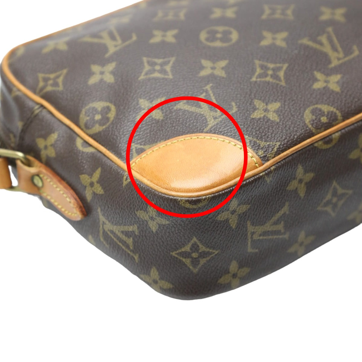 ルイヴィトン LOUIS VUITTON ショルダーバッグ
 トロカデロ27 モノグラム 斜め掛け モノグラムキャンバス M51274 ブラウン LV
 【SS】
 【中古】