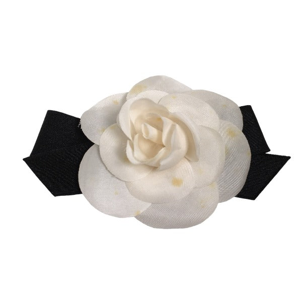 CHANEL Brooch
 Camellia Corsage White [SS]
 【second hand】 