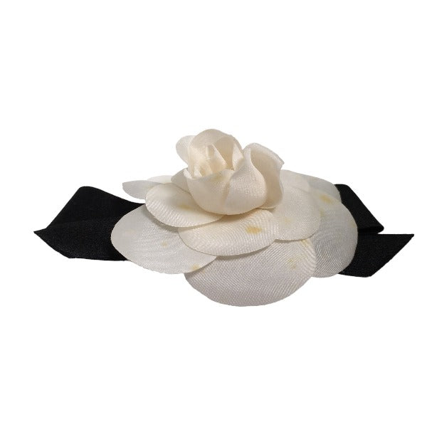 CHANEL Brooch
 Camellia Corsage White [SS]
 【second hand】 